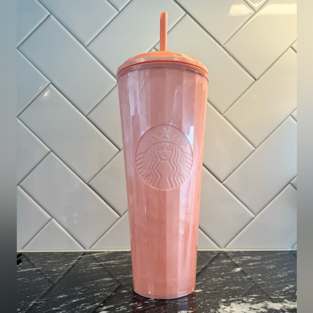 Starbucks Peachy Pink Seashell Venti Tumbler